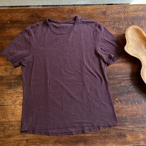 Lululemon Mens Shirt / Crew Neck